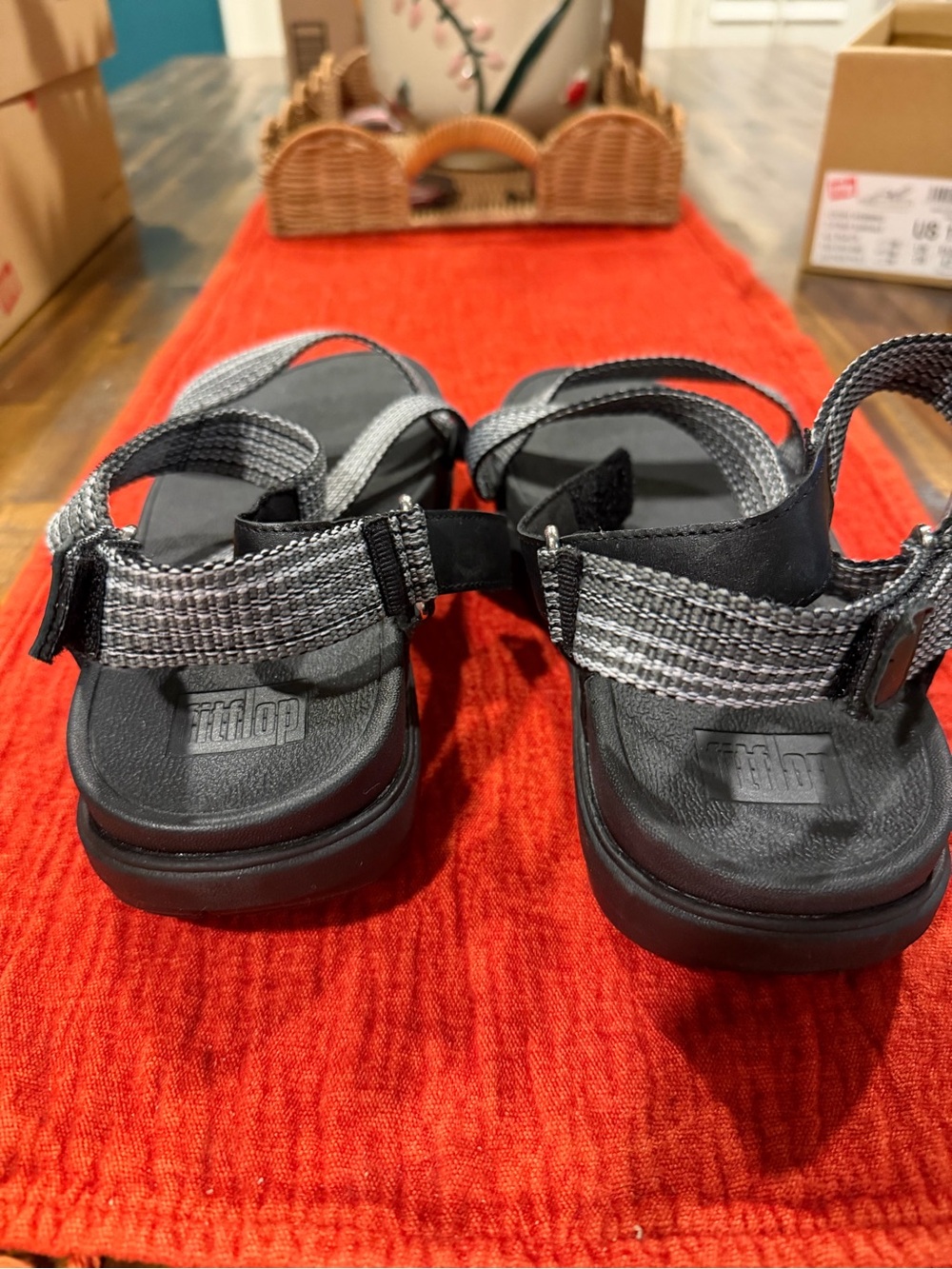 FitFlop Loosh Webbing Z-Strap Sandals - Picture 2 of 4